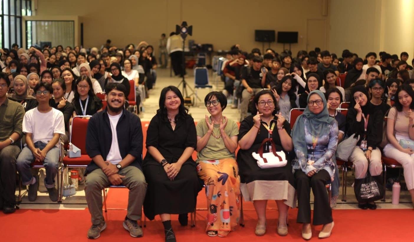 CoFest 2026 UPJ menghadirkan seminar, kompetisi, workshop, dan konser musik yang menyatukan kreativitas generasi muda.