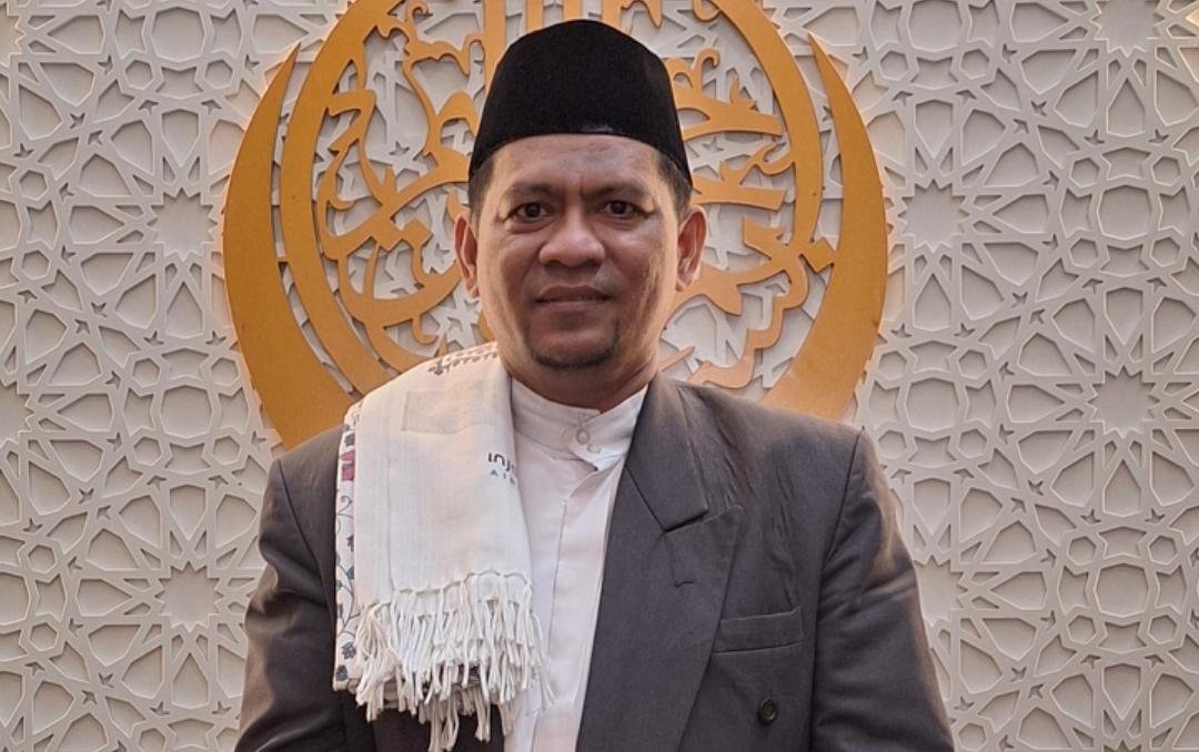 Meneladani Nabi Ibrahim sebagai sosok ayah ideal yang mendidik, membimbing, mendoakan, dan menjaga keluarga dalam iman.