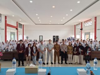 Generasi Muda Melek Safety Riding, Mahasiswa Untirta Gelar Edukasi Tertib Lalu Lintas di SMKN 4 Kota Serang