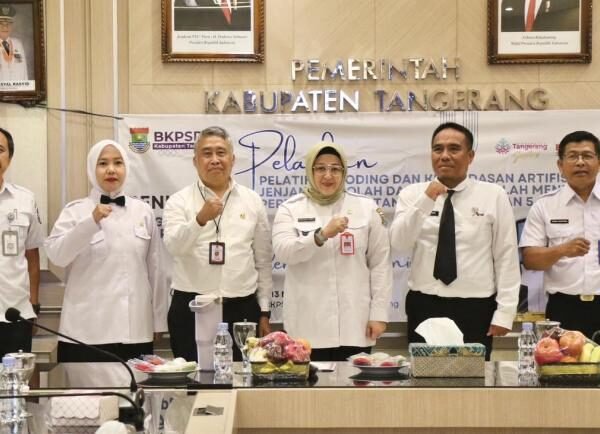 Pemkab Tangerang Perkuat Literasi Digital Guru lewat Pelatihan AI dan Koding