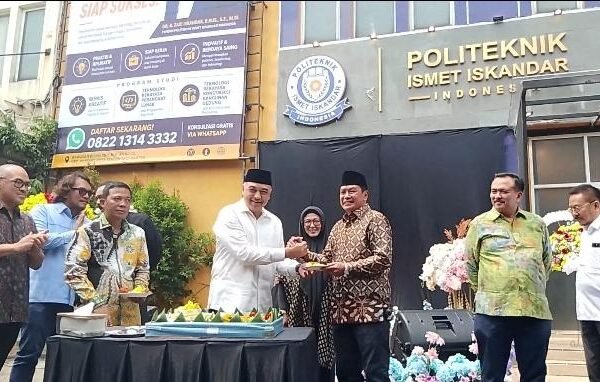 Zaki-Intan Resmikan Politeknik Ismet Iskandar, Wujudkan Cita-cita Almarhum di Dunia Pendidikan