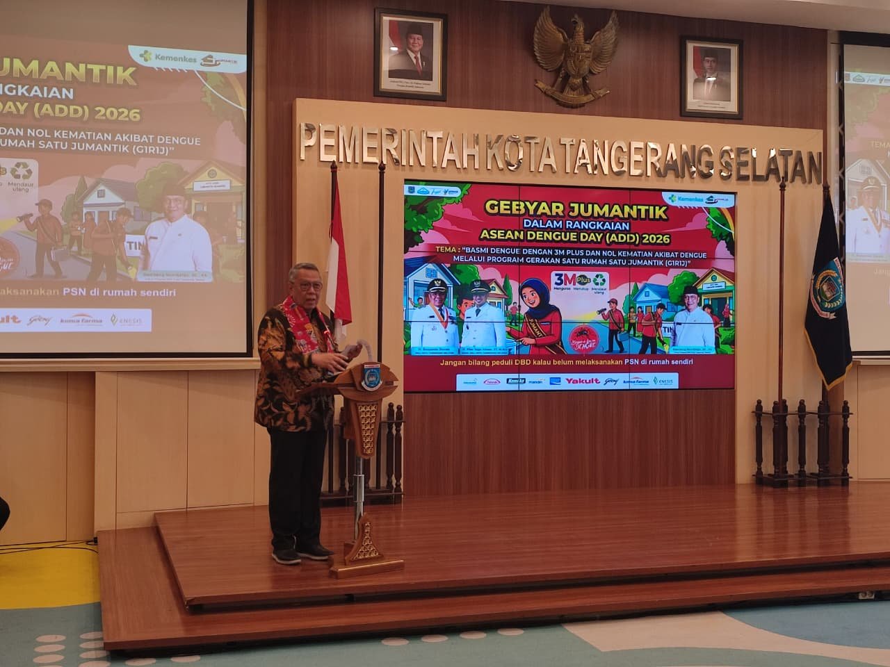 Wali Kota Benyamin Davnie optimistis kasus DBD di Tangsel terus menurun. Gerakan Jumantik dinilai menjadi kunci pencegahan penyakit.