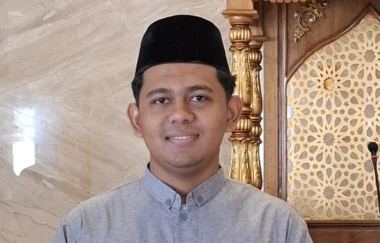 Pendidikan di pesantren membentuk karakter, disiplin, dan kemandirian santri dengan dukungan orang tua sebagai bekal masa depan.