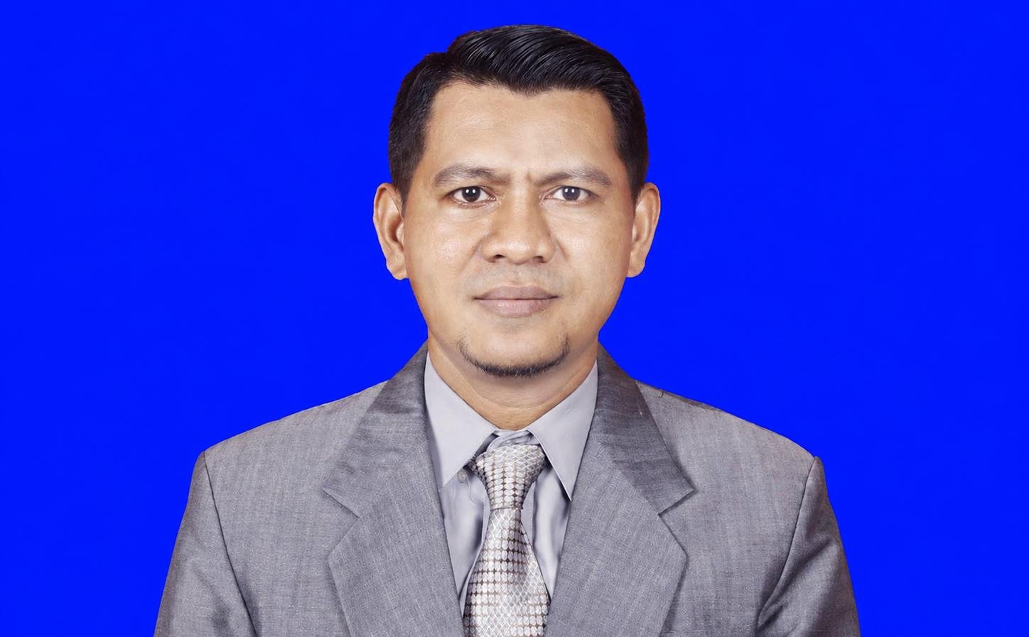 Opini Dr. Zulkifli tentang kehidupan dunia yang sementara, pentingnya amal kebaikan, dan persiapan menuju akhirat yang kekal.