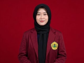 Algoritma media sosial membentuk beranda yang berbeda bagi setiap pengguna. Akibatnya, orang dapat melihat realitas yang berbeda, memicu polarisasi, dan merasa paling benar. Karena itu, literasi digital dan keterbukaan terhadap sudut pandang lain menjadi kunci memahami dunia secara lebih utuh.