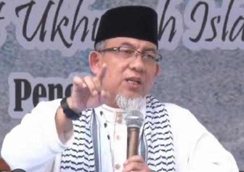Euforia Piala Dunia jangan sampai menenggelamkan kepedulian terhadap Palestina. Islam mengajarkan hiburan tetap seimbang dengan ibadah dan empati.