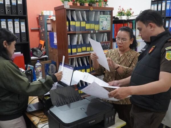 Tim Pidsus Kejari Tangerang Geledah PKBM di Kosambi, Cari Bukti Dugaan Korupsi Dana BOP