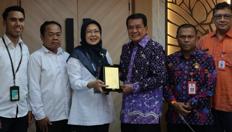 Bupati Tangerang Maesyal Rasyid menyambut rencana pembangunan Klinik Jantung Harapan Kita untuk memperluas layanan kesehatan warga.