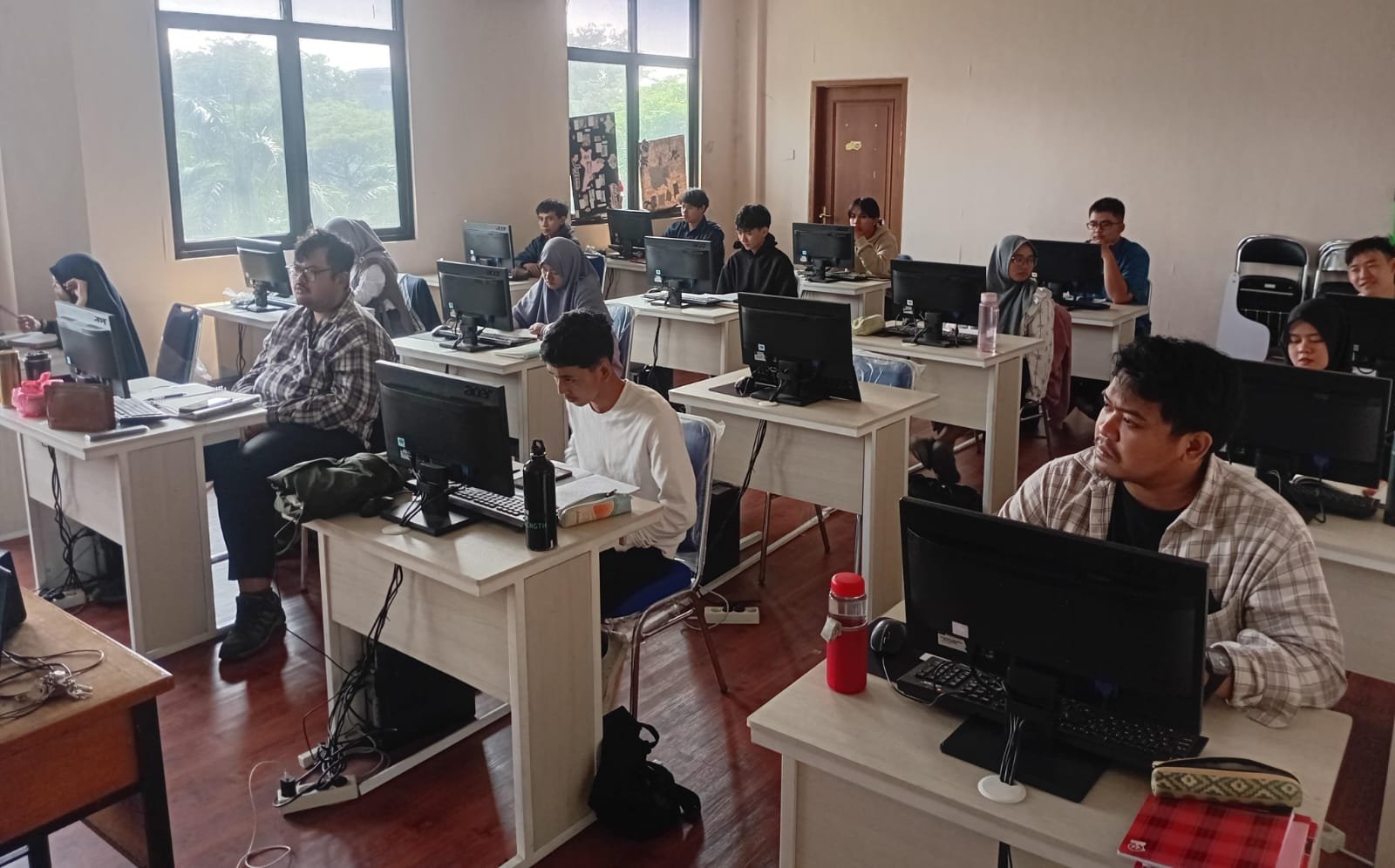 Disnaker Kota Tangerang menggelar pelatihan Bahasa Jepang bersertifikasi internasional untuk membuka peluang kerja global bagi warga.