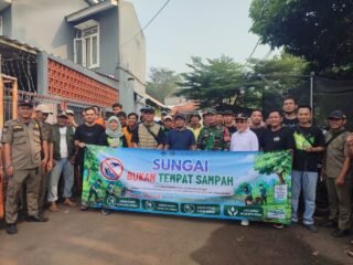 Warga Villa Tekno dan DLH Tangsel Bersatu Bersihkan Kali, Cegah Pencemaran Sejak Dini