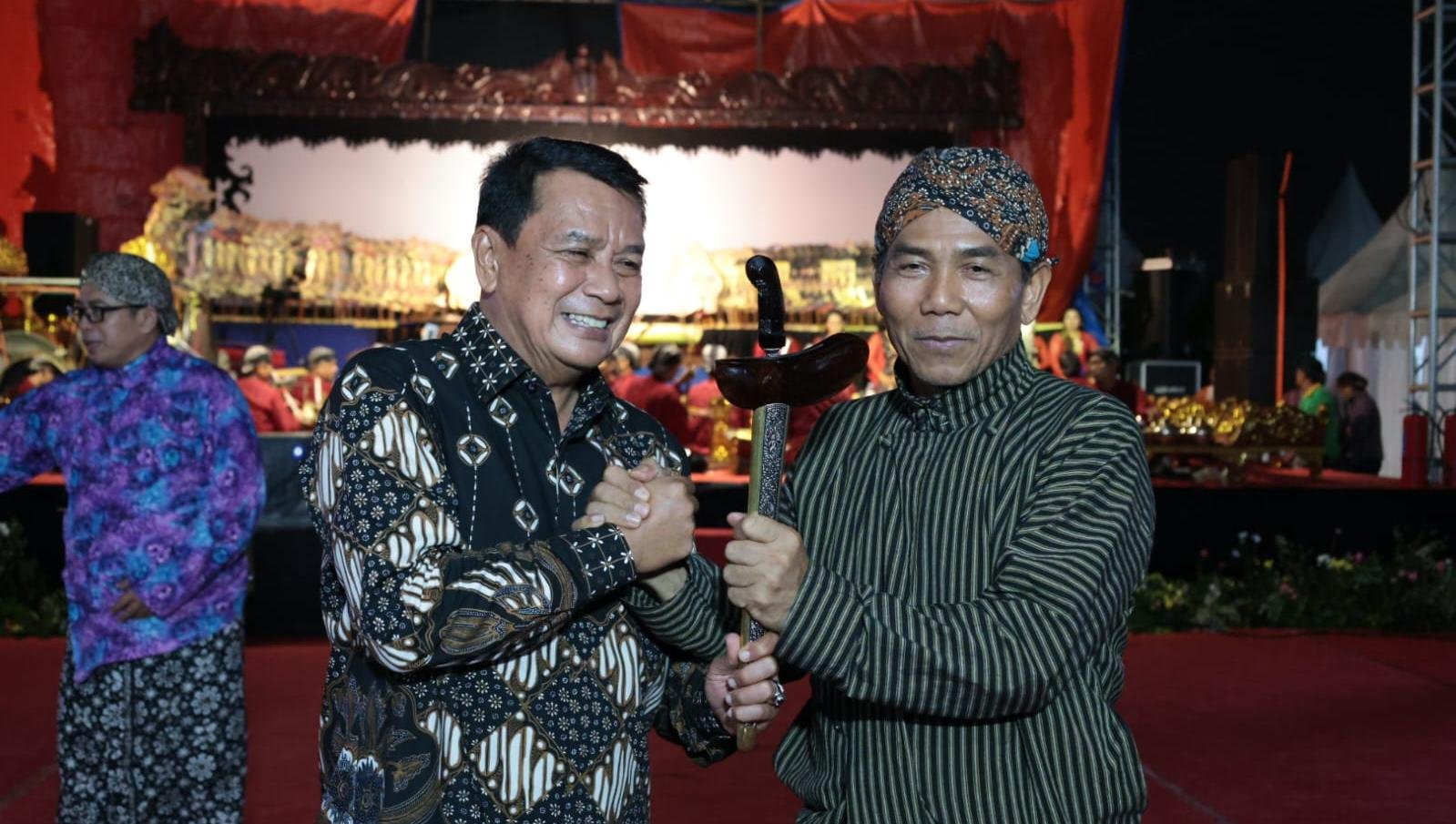 Bupati Tangerang tekankan pelestarian budaya pada Grebeg Suro Panongan, dorong persatuan dan penguatan identitas bangsa.