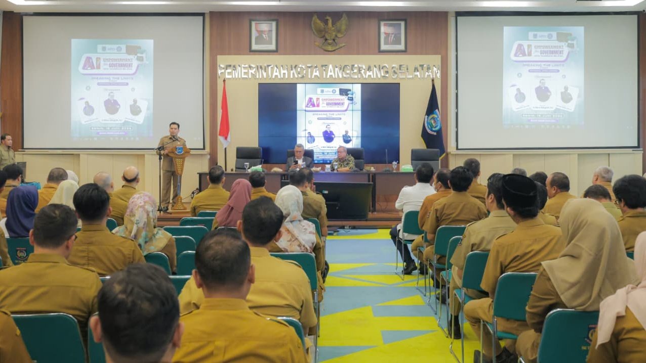 Pemkot Tangsel membekali ASN kemampuan Artificial Intelligence untuk mempercepat transformasi digital dan meningkatkan pelayanan publik.