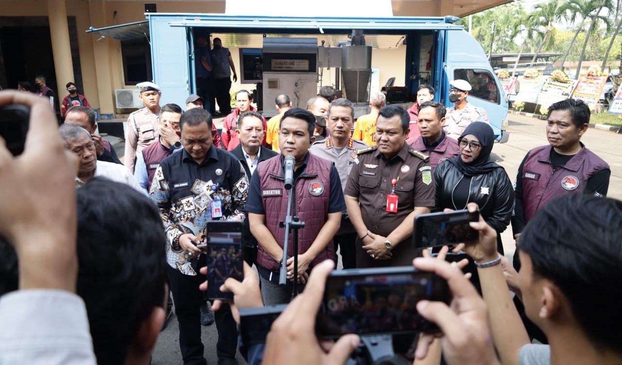 Polda Banten memusnahkan 73,2 kilogram sabu, 6,3 kilogram ganja, dan vape etomidate hasil pengungkapan lima kasus narkotika Semester I 2026.