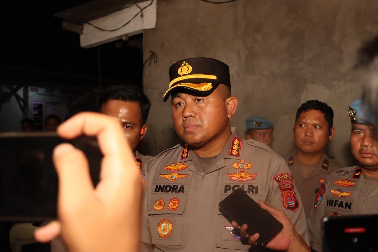 Polresta Tangerang menemukan delapan luka diduga akibat senjata tajam pada jasad pedagang cilok yang ditemukan tewas di Cikupa.