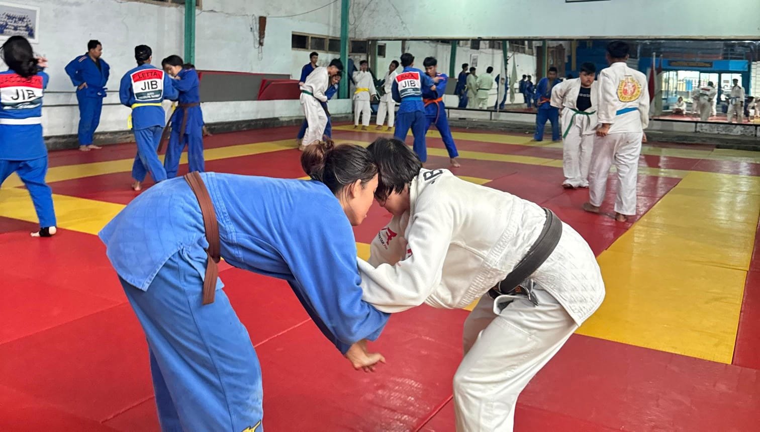 Sambo Tangsel membidik 9 medali emas pada Porprov VII Banten 2026 sebagai langkah awal untuk merebut gelar juara umum.