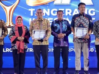 Bupati Tangerang Beri Penghargaan Investor, Realisasi Investasi Tembus Rp17 Triliun di Semester I 2026