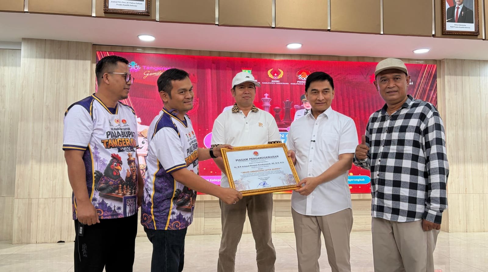Wakil Gubernur Banten Achmad Dimyati Natakusumah dinobatkan sebagai Brand Ambassador Catur Banten pada Kejuaraan Catur 2026.