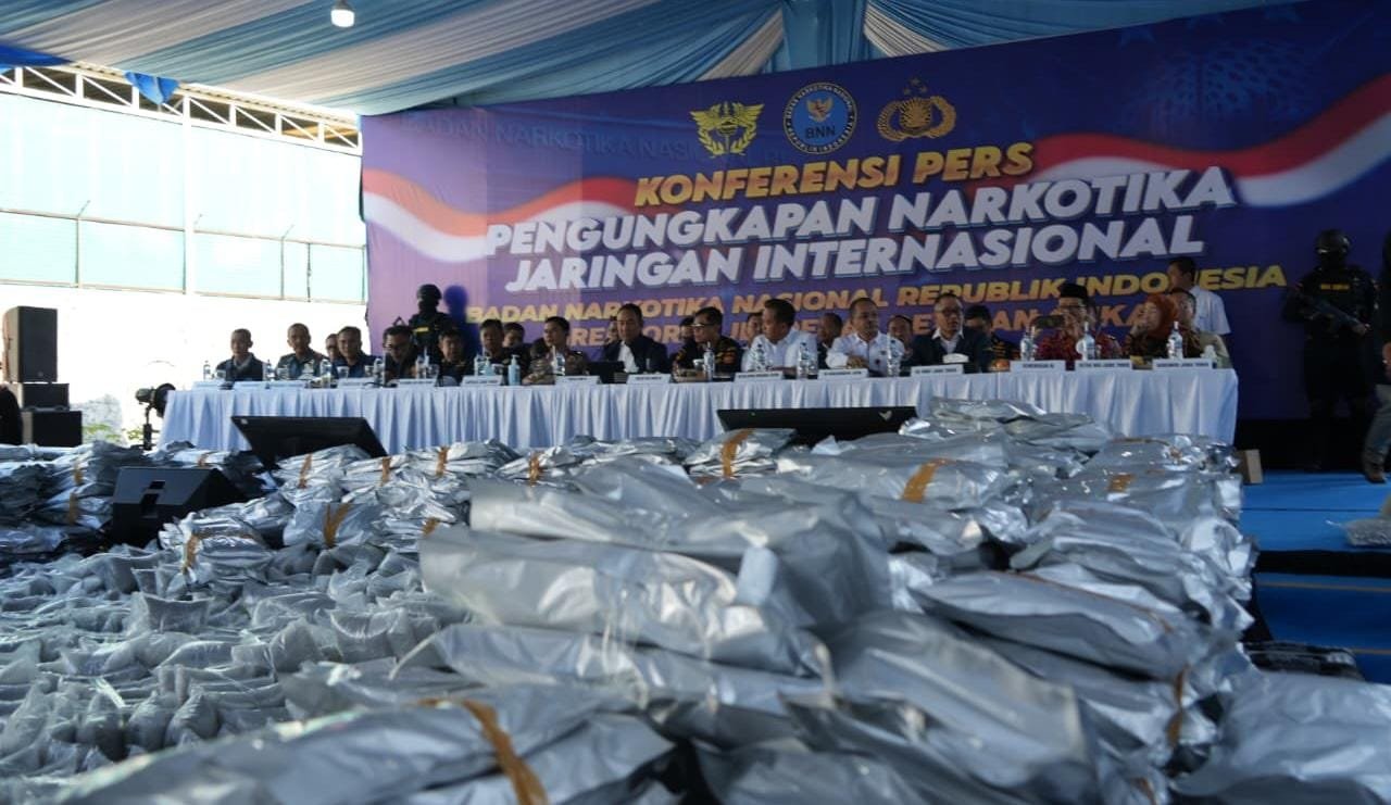 BNN menyita 3,37 ton ganja yang berpotensi diolah menjadi 2,27 juta cartridge vape THC dalam operasi gabungan nasional.