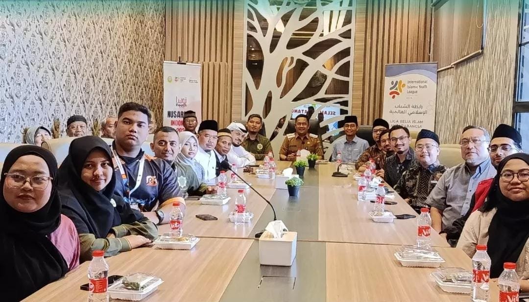 Camat Kelapa Dua Dadang Sudrajat menerima delegasi IIYL Malaysia untuk memperkuat kolaborasi kemanusiaan, pendidikan, dan pemuda.