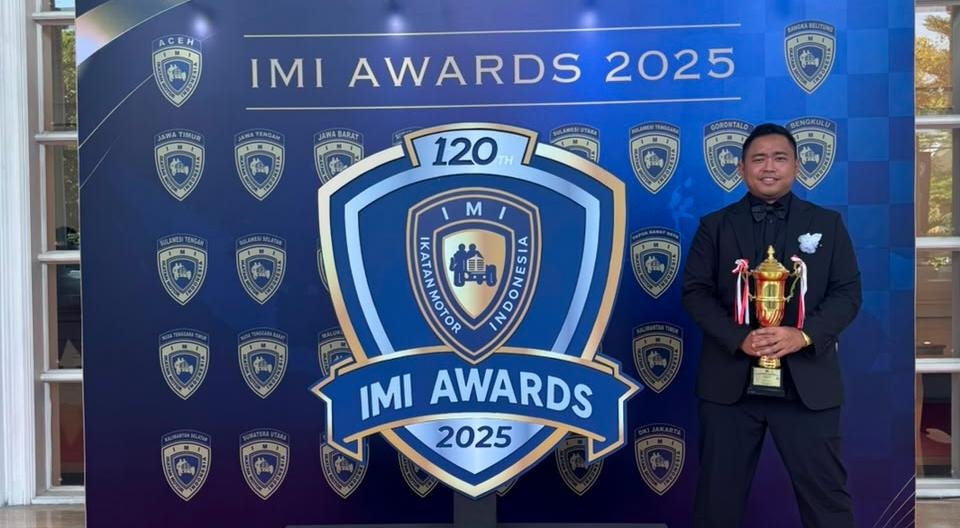 Tim TRQ Mini 4WD asal Tangerang Selatan meraih runner-up nasional IMI Award 2025 usai tampil konsisten di lima seri Kejurnas.