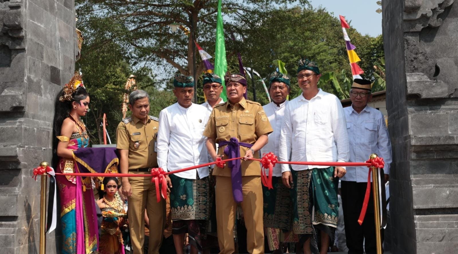 Pura Parahyangan Agung Bhuwana Raksati di Tigaraksa resmi diresmikan sebagai pusat ibadah, edukasi, dan wisata religi.