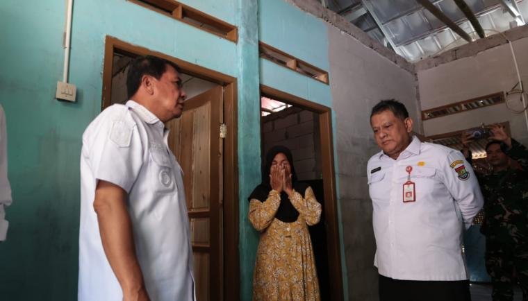 Pemkab Tangerang mempercepat penanganan RTLH melalui Program Gebrak Pakumis guna meningkatkan kualitas hunian warga.