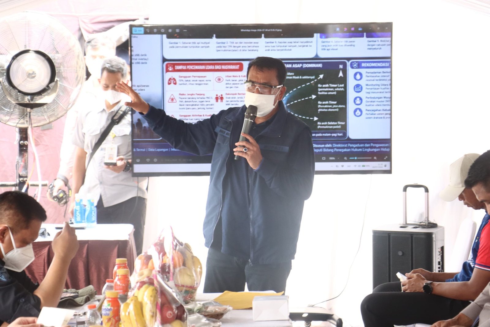 Pemkab Tangerang menetapkan status tanggap darurat 14 hari untuk mempercepat penanganan kebakaran TPA Jatiwaringin.