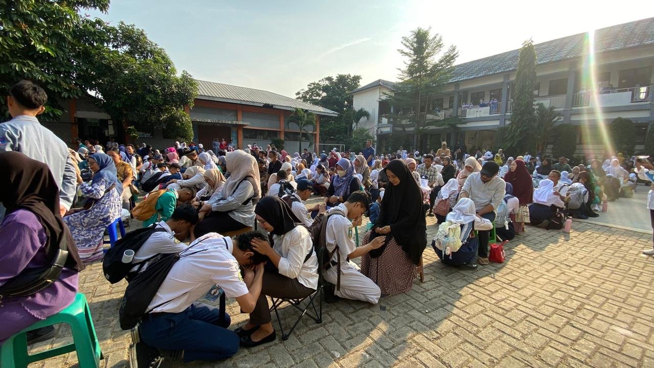 Sebanyak 324 siswa baru mengikuti MPLS Ramah di SMKN 5 Tangerang Selatan dengan pemantauan BPMP Banten agar aman dan bebas bullying.