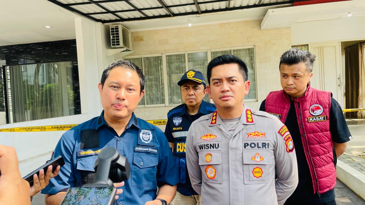 Bea Cukai Soekarno-Hatta mengungkap home industry etomidate di PIK dan menyita ribuan cartridge rokok elektrik siap edar.