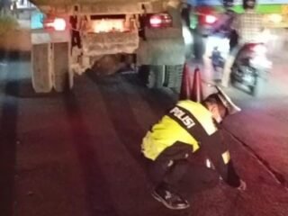 Satu Tewas, Satu Luka Berat dalam Kecelakaan Motor dan Dump Truck di Balaraja