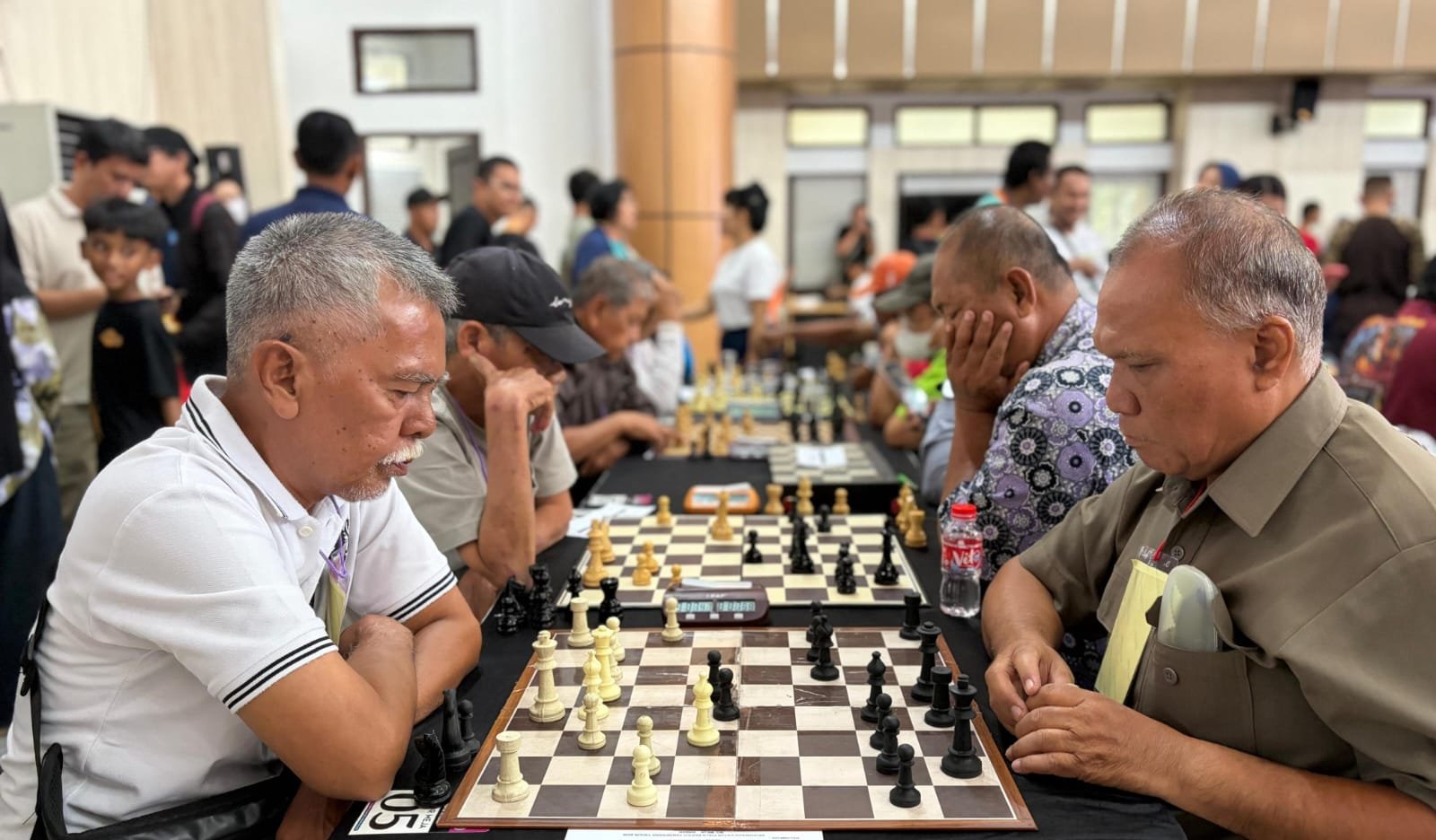 Kejuaraan Catur Piala Bupati Tangerang 2026 diikuti 310 pecatur yang memperebutkan hadiah uang pembinaan Rp17 juta.