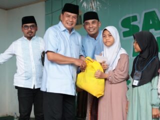 Bupati Tangerang Hadiri Santunan Anak Yatim dan Khitanan Massal di Sindang Jaya