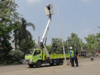 Program Tangsel Terang Dipercepat, Pembangunan 3.280 PJU Baru Sudah Capai 20 Persen