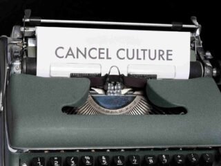 Ramai Dikecam, Cepat Dilupakan: Mengapa Cancel Culture Sulit Tumbuh di Indonesia?