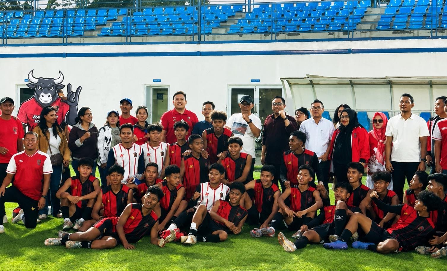 TANGERANG | TD – Banteng Banten U-17 menang dua laga uji coba. Wanto Sugito optimistis tim mampu meraih juara Soekarno Cup 2026.