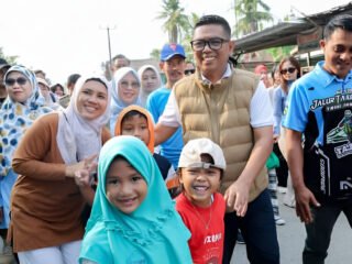 1.200 Warga Labuan Ikuti Jalan Sehat dan Cek Kesehatan Gratis Bersama Gubernur Banten