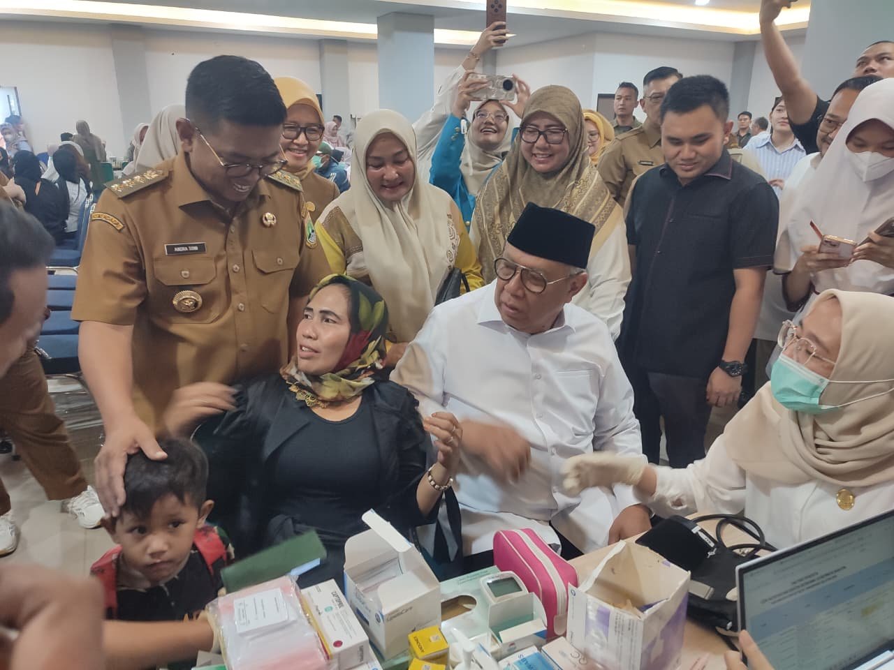 CKG Tangsel mencapai 48 persen dari target. Pemkot terus mendorong cakupan pemeriksaan untuk memperkuat deteksi dini kesehatan warga.