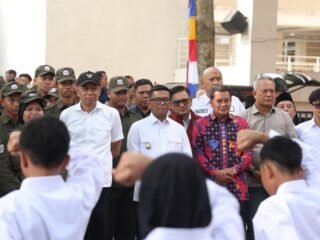 Sekolah Rakyat di Curug Ditinjau Teddy Indra Wijaya dan Gus Ipul