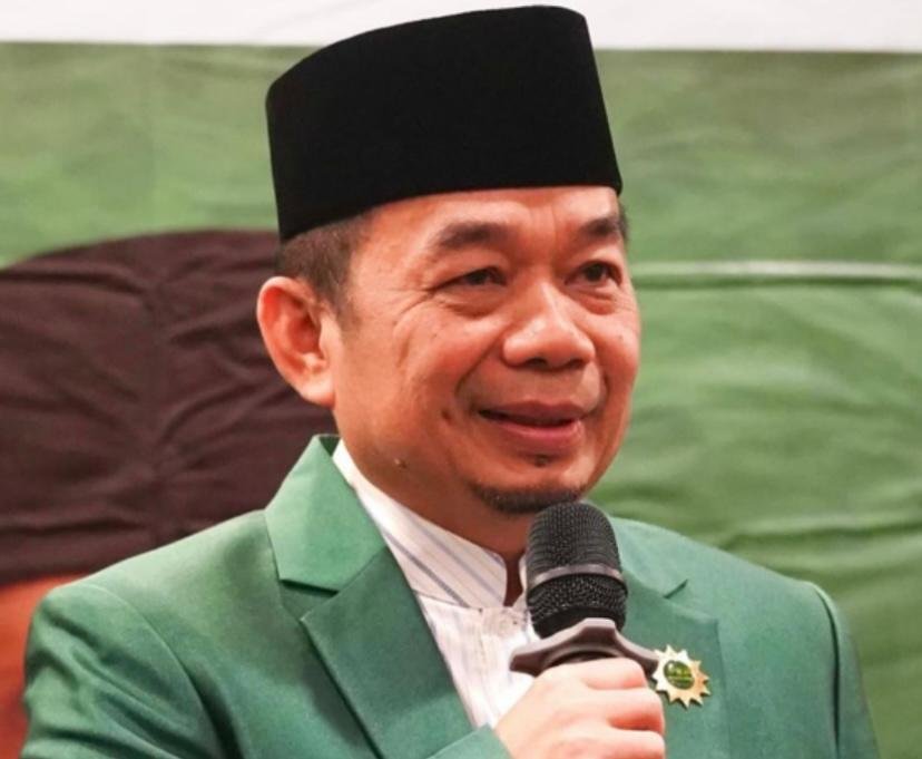 PB Mathla’ul Anwar mengecam promosi miras dengan hafalan Surah Ad-Dhuha dan meminta polisi mengusut kasus tersebut.