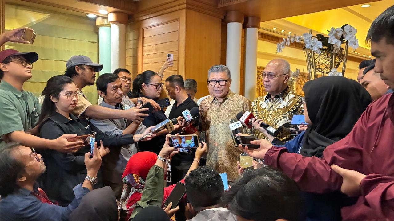 PWI dan AFPI memperkuat peran pers dalam edukasi publik untuk meningkatkan literasi keuangan dan melawan pinjol ilegal.