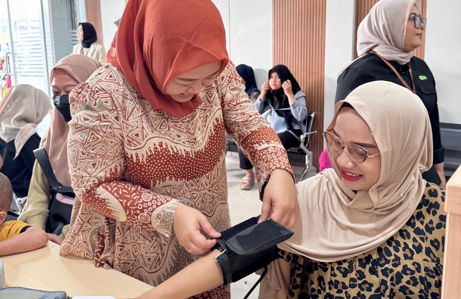 Pegadaian dan POGI gelar Merdeka Stunting 2026 di Tangerang, fokus cegah stunting melalui pemeriksaan dan edukasi ibu hamil.