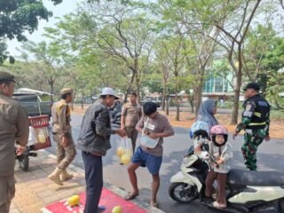 Respons Keluhan Pengguna Jalan, Satpol PP Kota Tangerang Bergerak Tertibkan PKL Liar