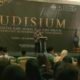 Rektor UMT Tekankan Adaptasi AI dan Karakter kepada 363 Lulusan FISIP
