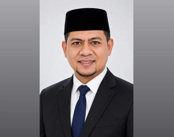 Kepribadian Nabi Muhammad SAW menjadi teladan paripurna dalam menghadapi krisis keteladanan, melalui akhlak, kesabaran, dan kasih sayang.