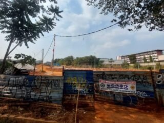 Belum Kantongi PBG, Pembangunan Pool Taksi Listrik di Serua Disorot Pemkot Tangsel
