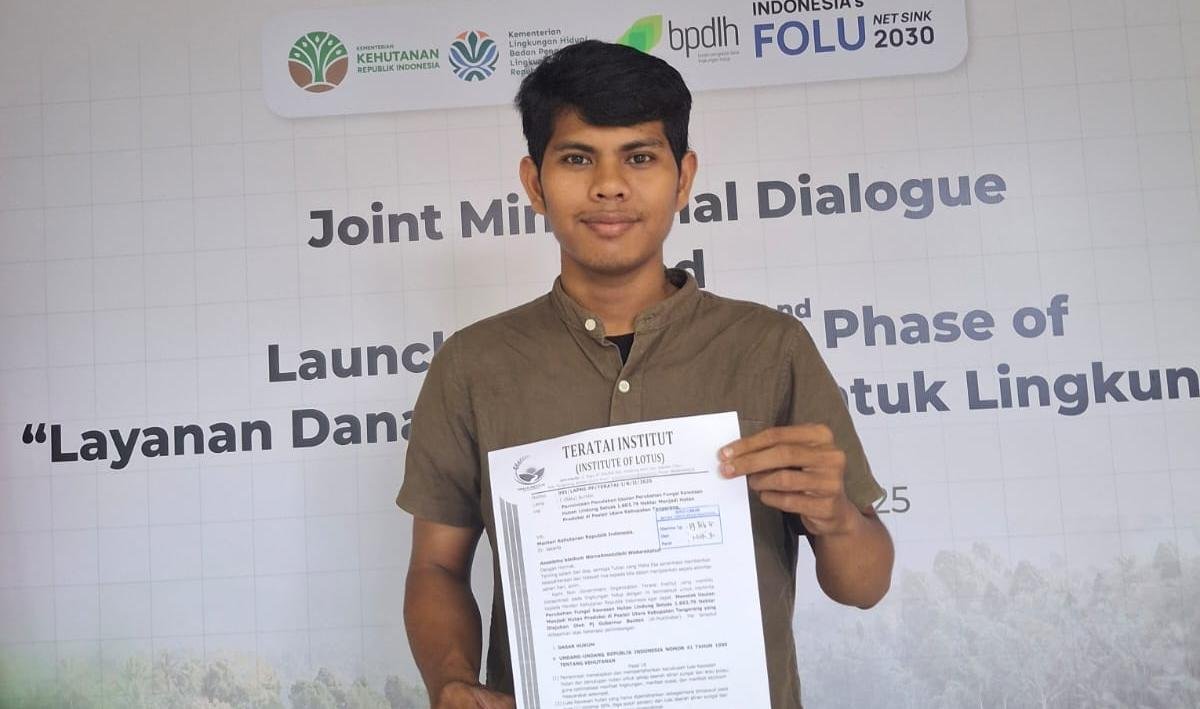 Lingkungan hidup menjadi urusan wajib pemerintah daerah, tetapi belum masuk pelayanan dasar yang memiliki standar pelayanan minimum.