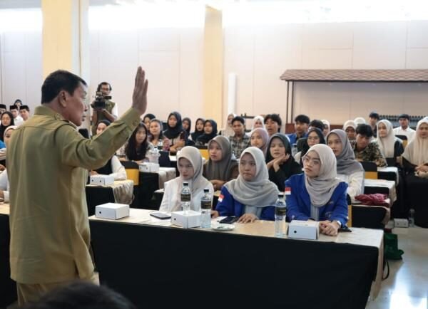 Jelang Masuk Kampus, 1.075 Penerima Beasiswa Tangerang Gemilang Dapat Pembekalan