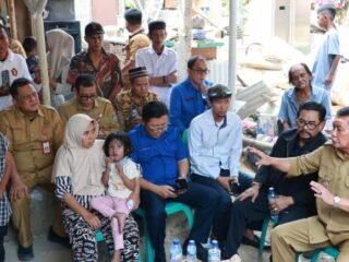 50 Rumah Terdampak Pohon Tumbang di Teluknaga, Pemkab Tangerang Siapkan Bangunan Sementara