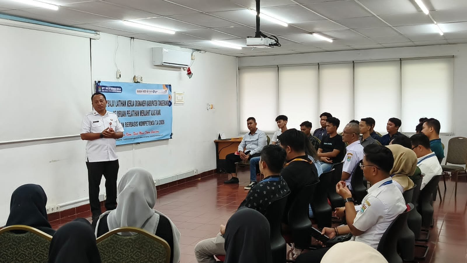 Kolaborasi BLK Tangerang dan PT ADIS menghasilkan 95 peserta pelatihan yang dilaporkan terserap bekerja setelah mengikuti pelatihan industri.