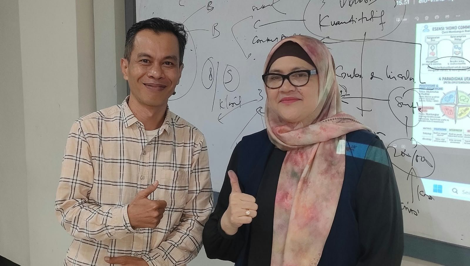 Belajar teori komunikasi bukan sekadar memahami pesan, tetapi membaca manusia, bahasa, budaya, dan cara kita memandang kenyataan serta diri.